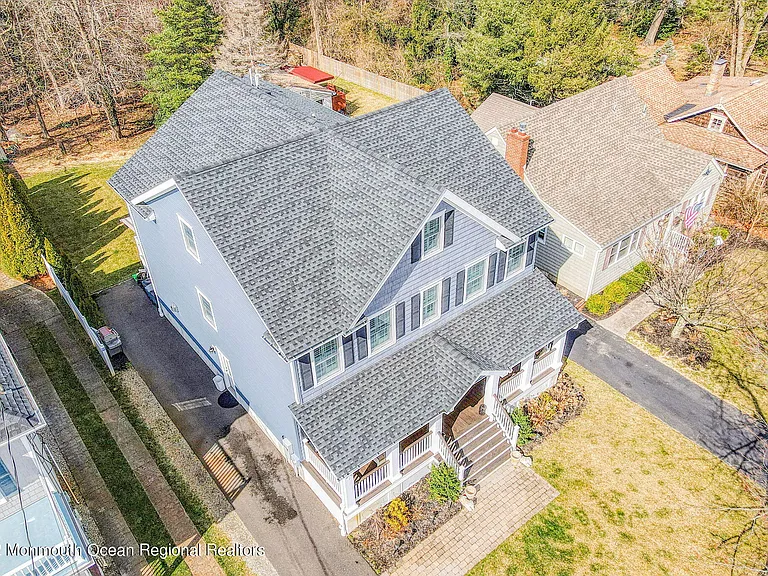 346 South Blvd — Photo 3