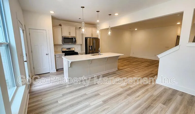 132 Marston Ln #1 — Photo 3
