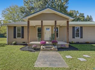 814 Butter And Egg Rd, Hazel Green, AL 35750