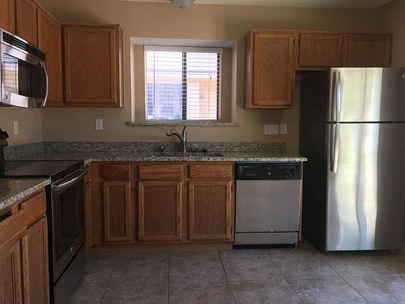 3rd image of 1280 Roan Dr