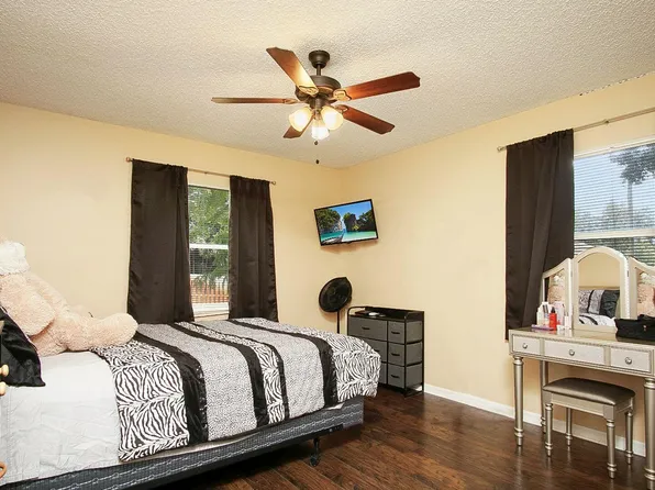 2568 SW Grotto Circle, Port St Lucie, FL 34953