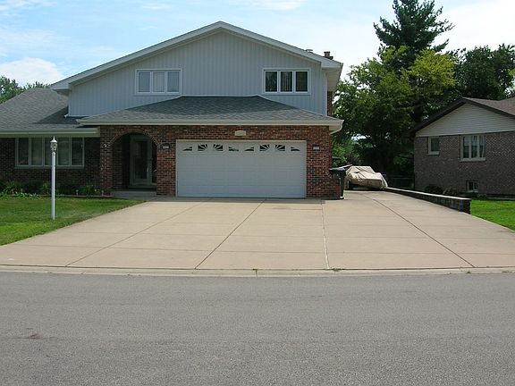 4th image of 12055 Lake View Dr