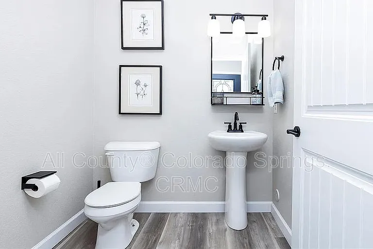 1762 Grand Overlook St — Photo 8
