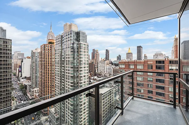 Rented by Compass | media 26