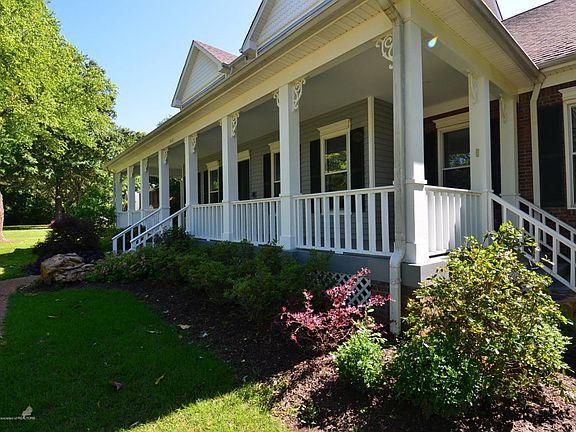 5th image of 7840 Summerwood Ln