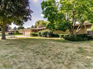 5122 82nd St, Kenosha, WI 53142