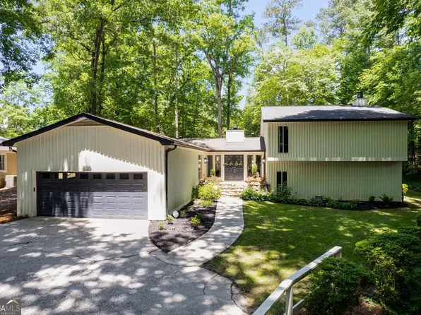 3408 Clubland Dr, Roswell, GA 30068