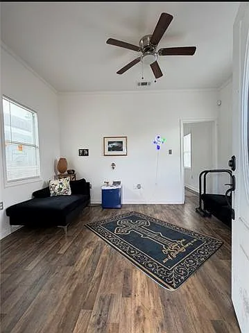 2618 S Miro St — Photo 2