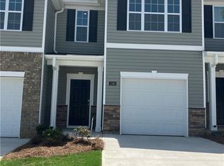 1192 Evelynnview Ln, Kernersville, NC 27284