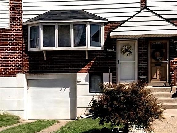 2nd image of 3164 Derry Rd