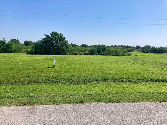 4th image of 1064 Melody Ln Lot 25 & 27