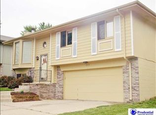 5115 N 128th St, Omaha, NE 68164