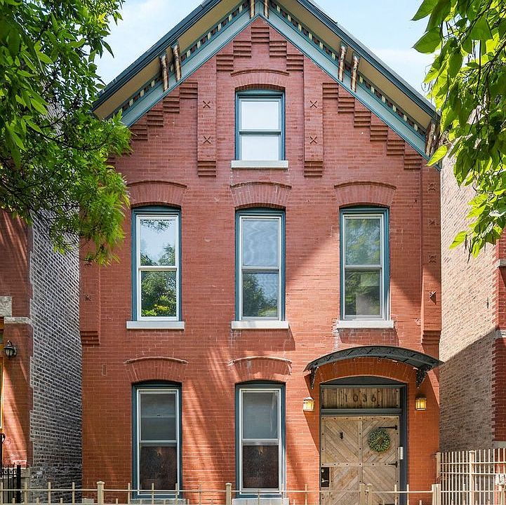 1st image of 1036 N Winchester Ave