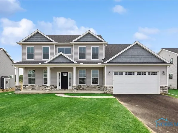 102 Kinloch Dr, Perrysburg, OH 43551