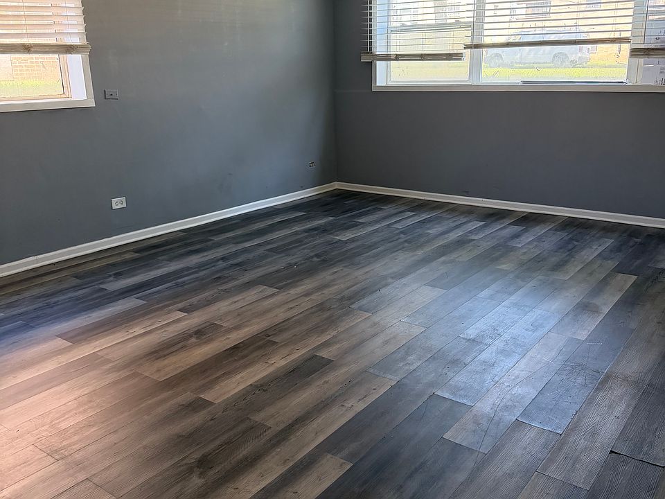 1st image of 2101 Williamsburg Dr #102