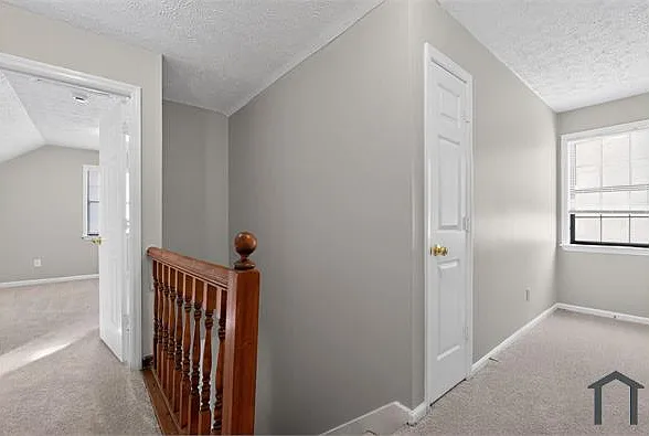 968 Pine Ridge Dr — Photo 8
