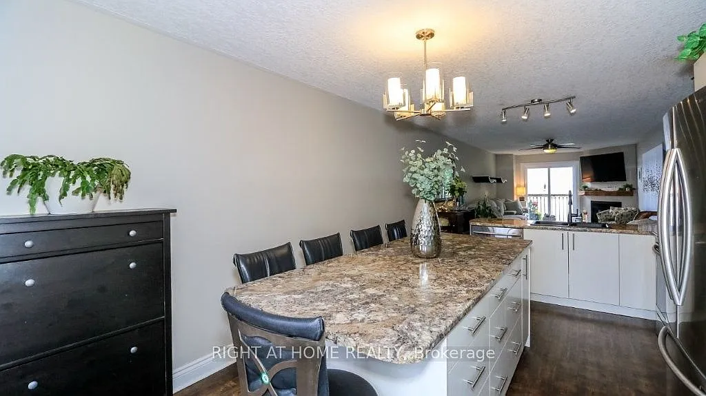 2 bed, $2,950 — Photo 3