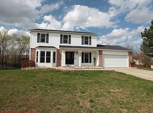 565 Prairie Home Dr, Saint Peters, MO 63376