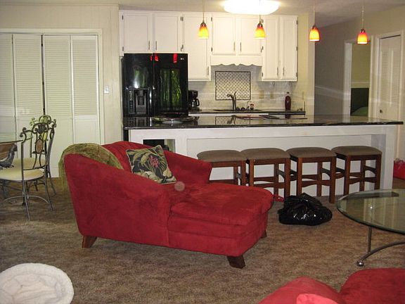 5th image of 22 Fox Fire Dr