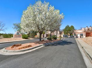 2501 W Zia Rd #202, Santa Fe, NM 87505