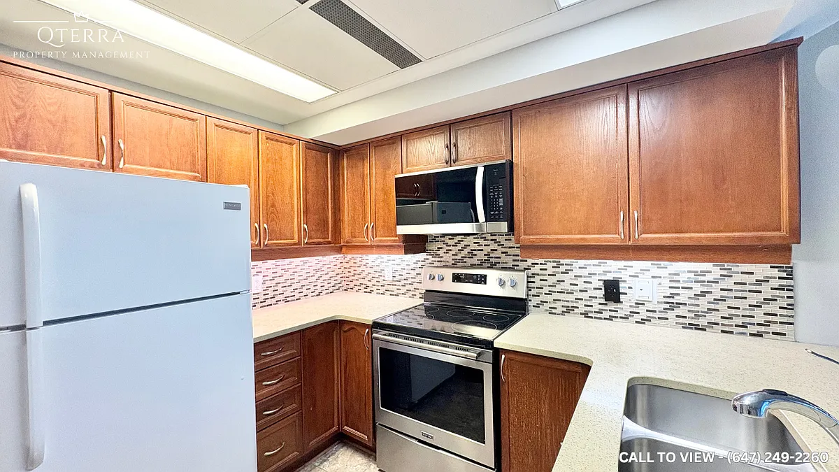 Building Photo - 134 York St #709