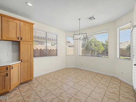 4th image of 11921 W ADAMS Street