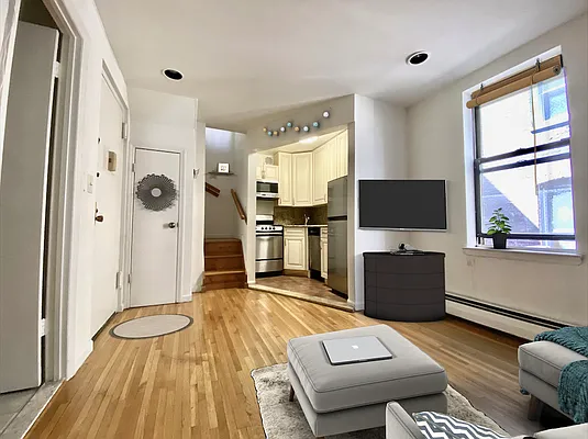 Rented by Maz Group NY | media 7