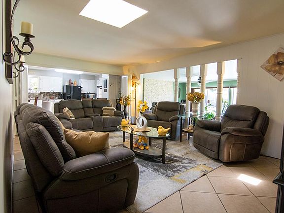 2nd image of 2456 Nasworthy Dr