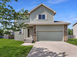 317 NE 51st St, Ankeny, IA 50021
