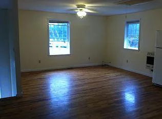 2 bed, 1200 sqft, $1,200 — Photo 4
