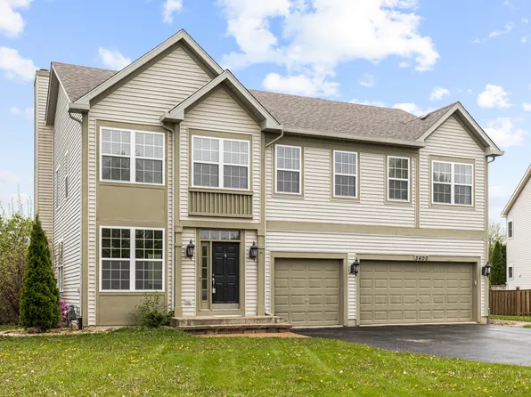 3400 Tamaira St, Plano, IL 60545