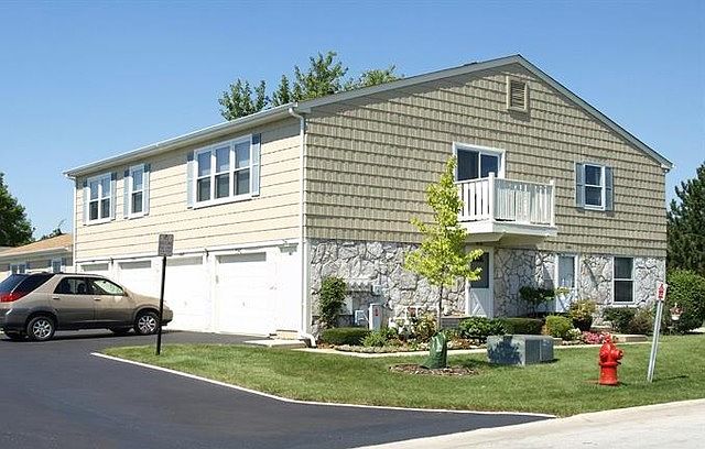 1st image of 1044 Hampton Hbr #1044