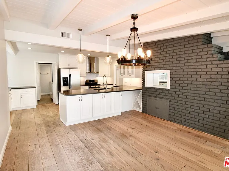 5415 Coldwater Canyon Ave — Photo 20