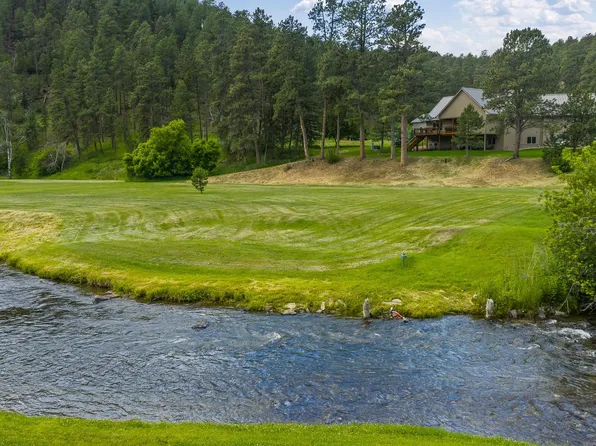 13041 Sonquist Ln, Rapid City, SD 57702