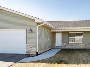 5632 Keith Ln, Waterloo, IA 50701