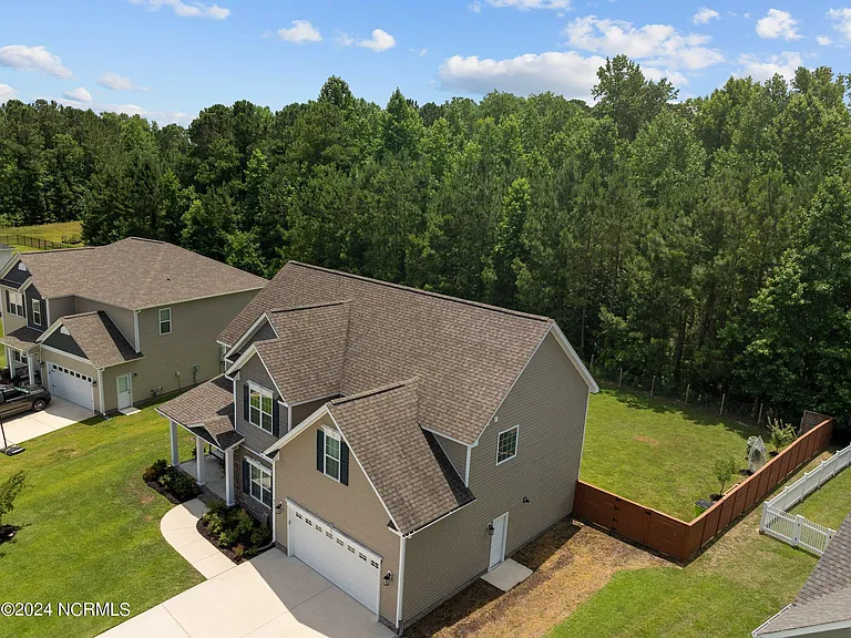 411 Palisades Way — Photo 44