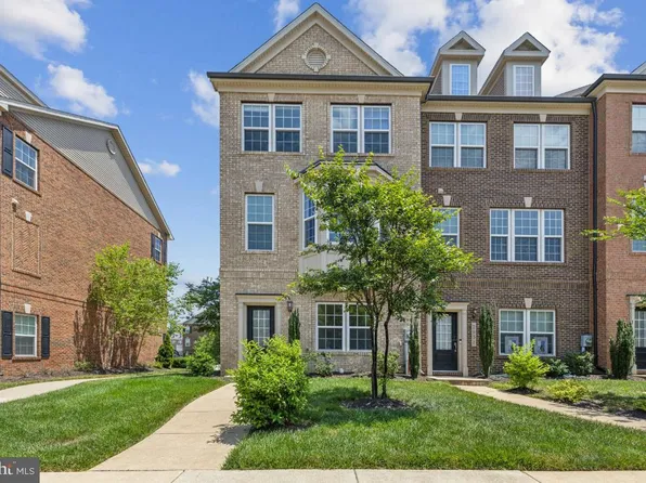 2929 Chalkstone Pl, Waldorf, MD 20601