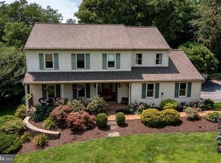 11 Red Oak Dr, Lincoln University, PA 19352