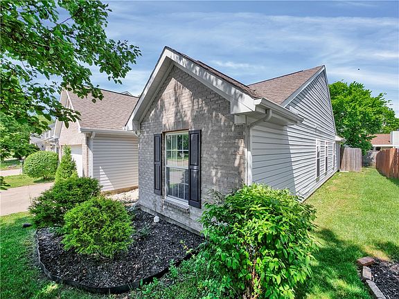 3rd image of 5226 Brookmill Ct