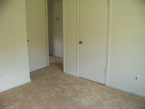 5th image of 1227 New Land Dr