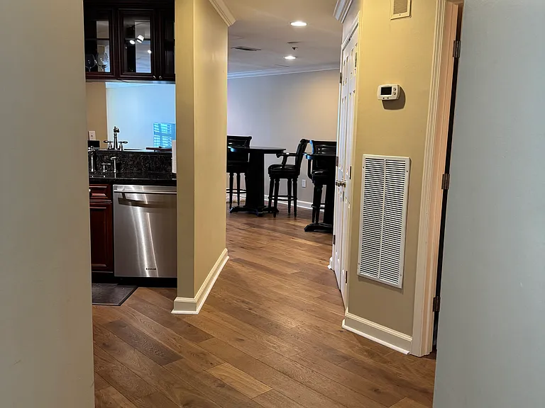 145 E Magnolia Ave — Photo 6