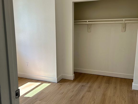 5th image of 1222 W Shorb St #1