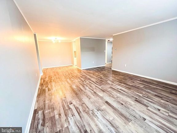 3rd image of 6100 Henry Ave APT 4I