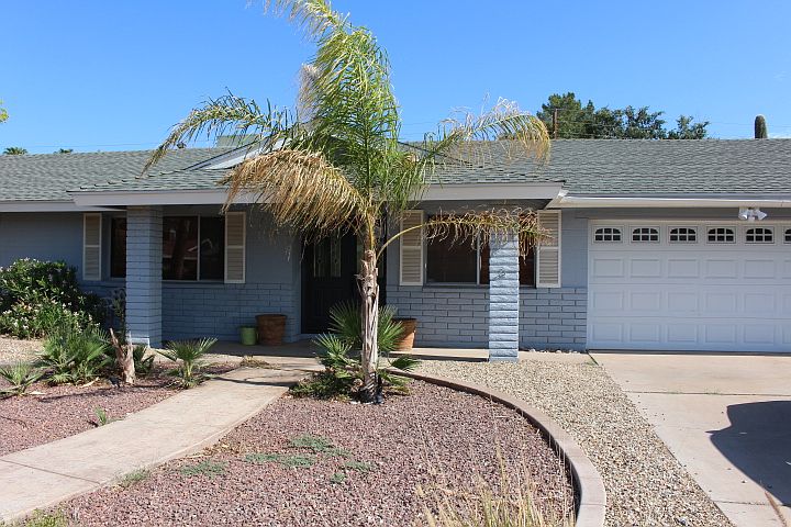 1st image of 1146 E Geneva Dr