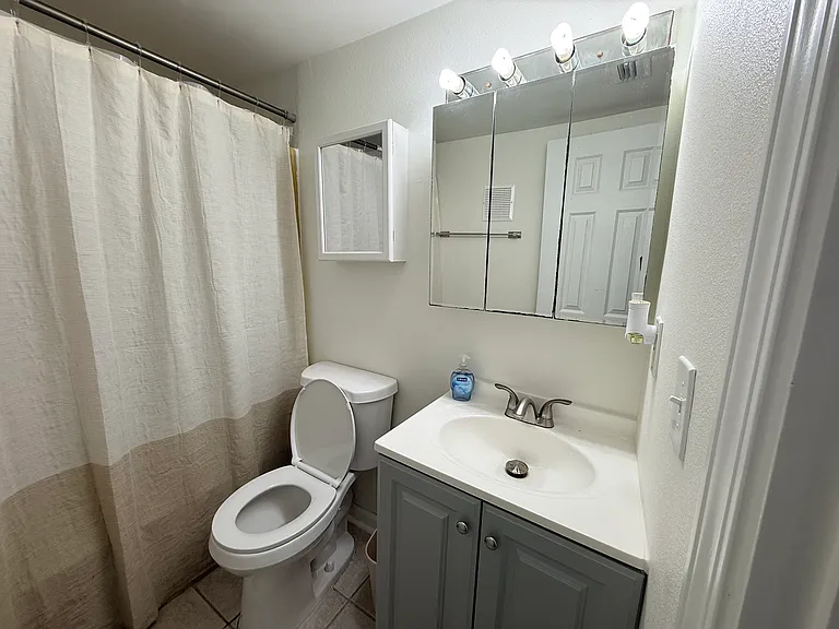 8440 Old Post Rd #102 — Photo 23