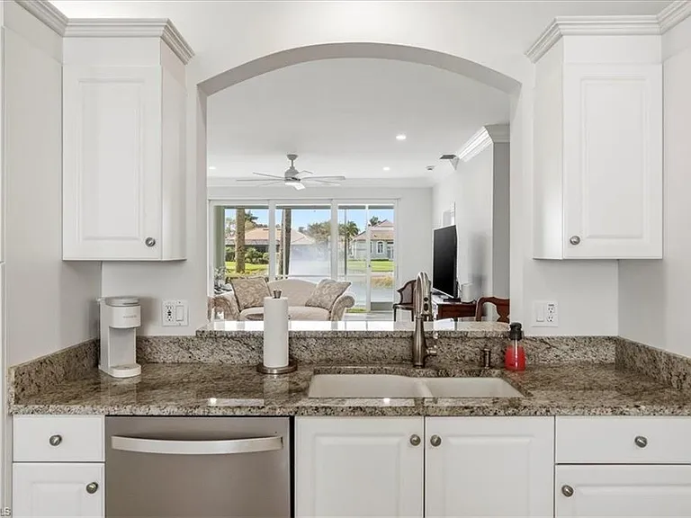 5963 Sand Wedge Ln #203 — Photo 10