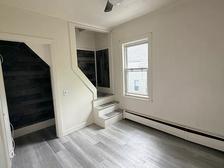 167 Pine St #2 — Photo 10