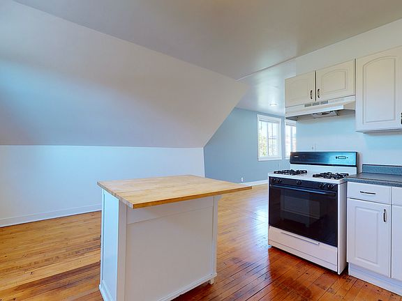 3rd image of 700 W Schubert Ave APT 3F