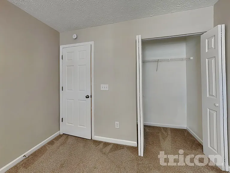 250 Oak Grove Way — Photo 10