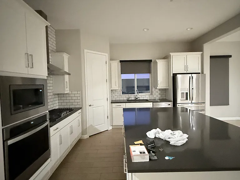 1837 E Saguaro Park Ln — Photo 3